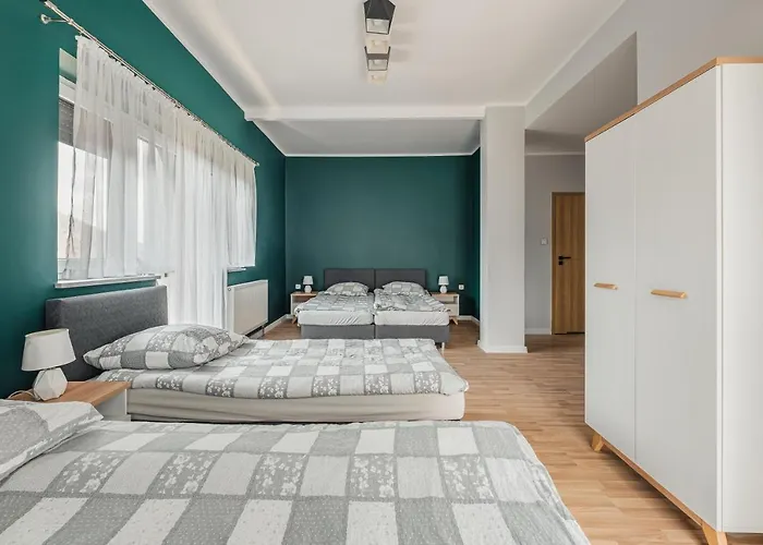 民宿 Goscinne Wloczykij 什恰夫尼察